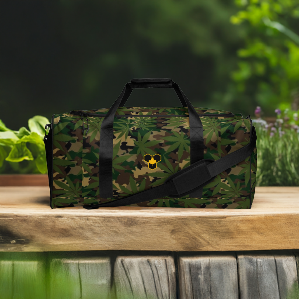 Royal Courier – Ntampi Hene Duffle Bag